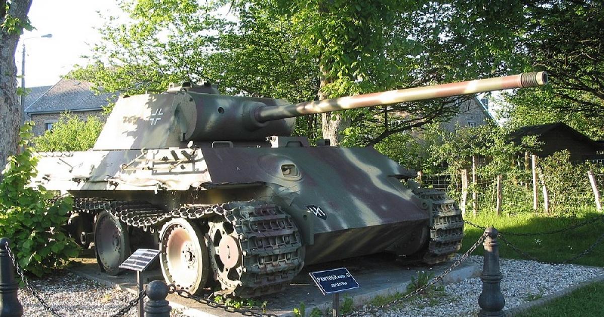 Idoso é condenado por guardar tanque nazista e armas da II Guerra