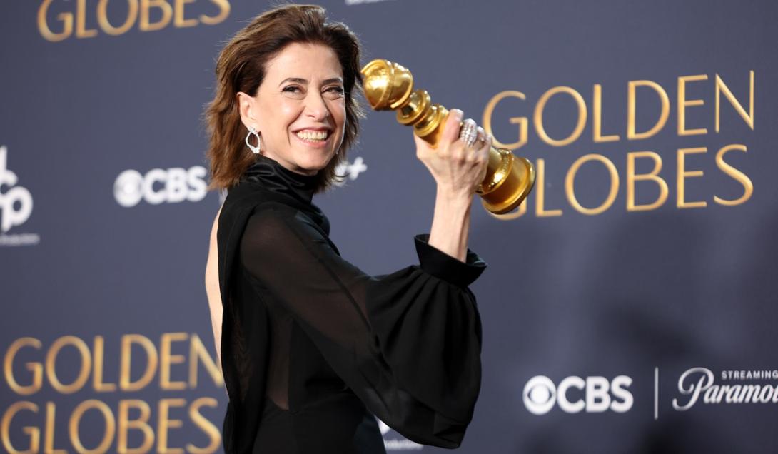 Fernanda Torres se torna a primeira brasileira a receber o Globo de Ouro de Melhor Atriz-0