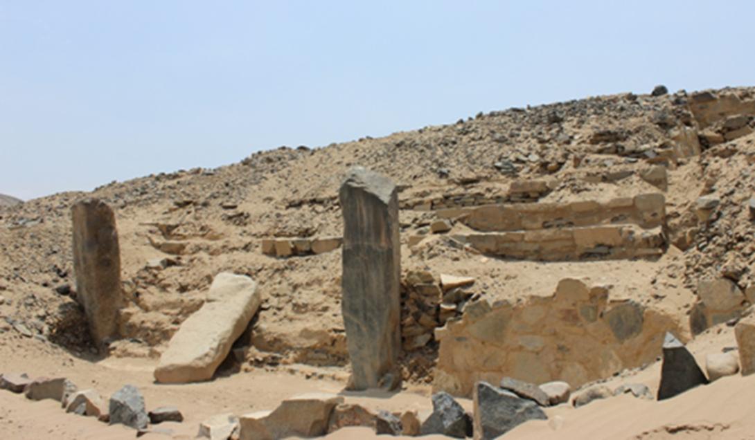 Arqueólogos encontram pirâmide de 5 mil anos durante escavações no Peru-0